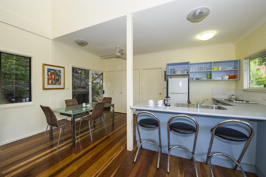 Manyana, 3 Opalia Court Βίλα Nelly Bay Εξωτερικό φωτογραφία